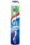 Зубная щетка Aquafresh Защита Все в Одном (45885)
